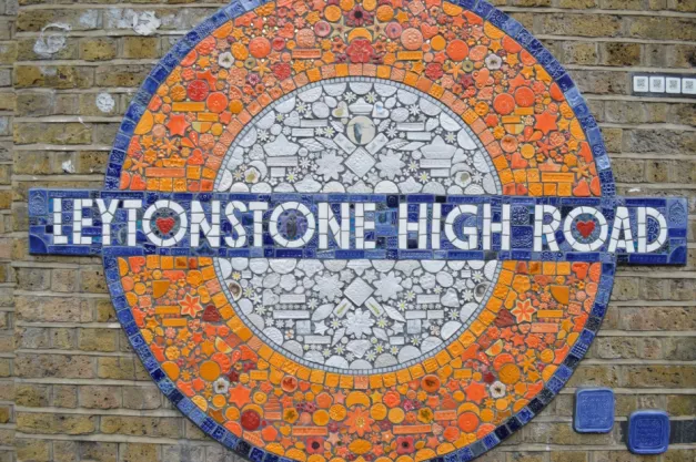 Leytonstone High Road sign