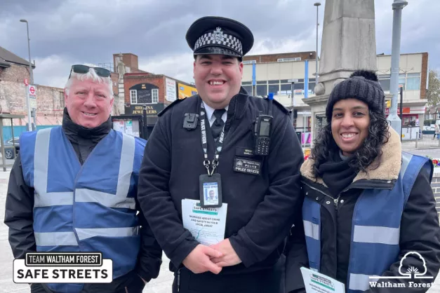 Image of safe street officers with a police officer in Chingford Mount