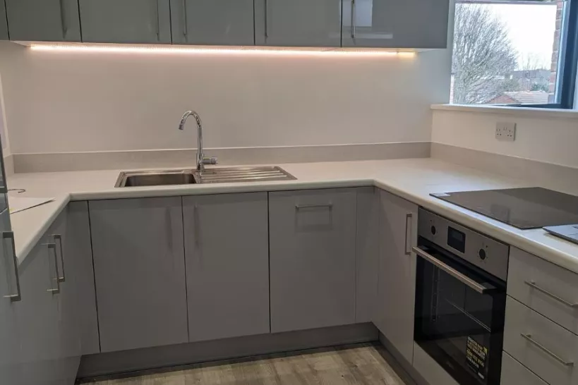 Image of a kitchen inside one of the social rent flats at Juniper House 
